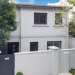 Light-filled modern mews with home office in Bray for €650,000